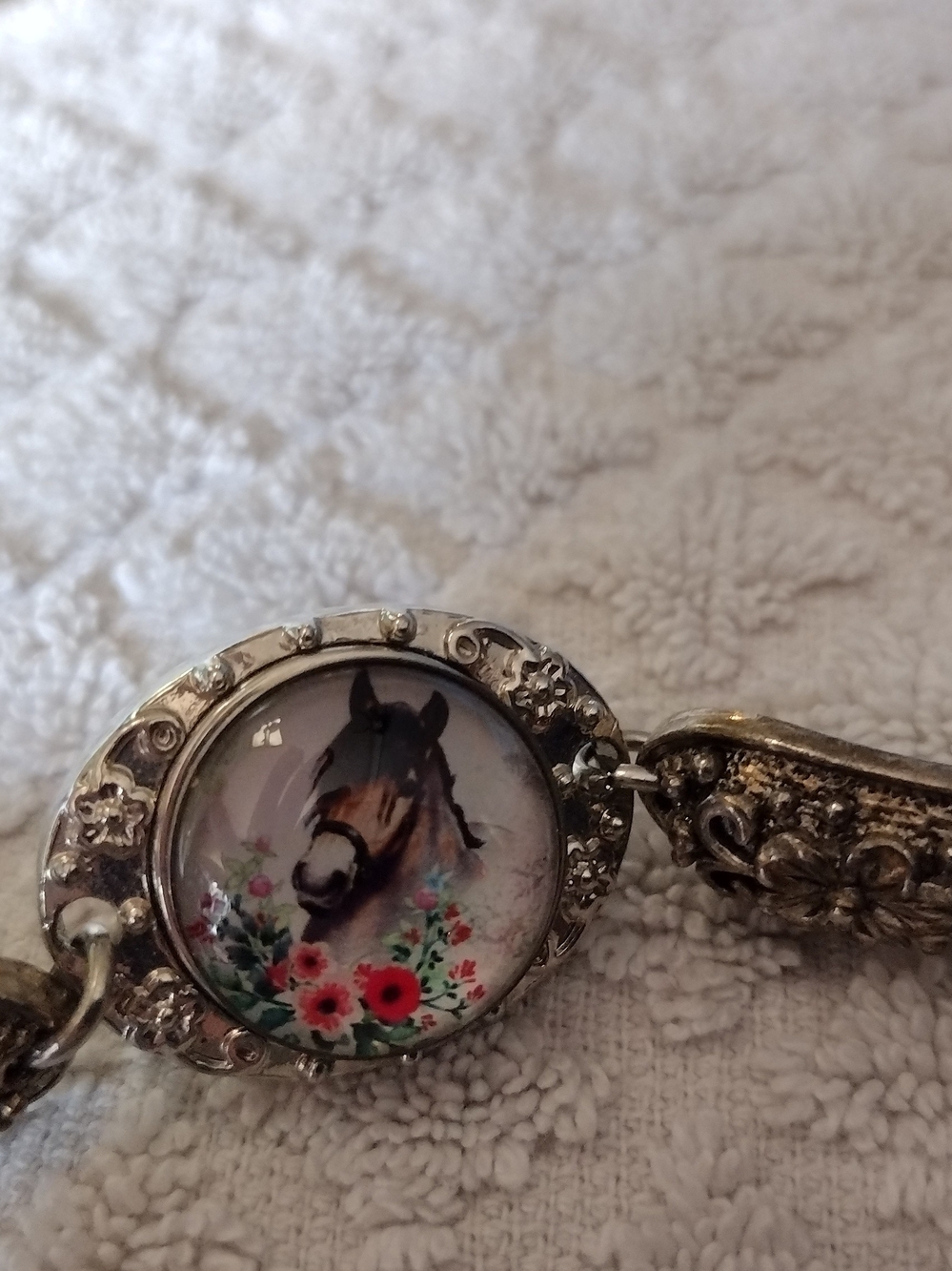 Vintage-Inspired Horse Portrait Silver Bracelet with Floral Accent